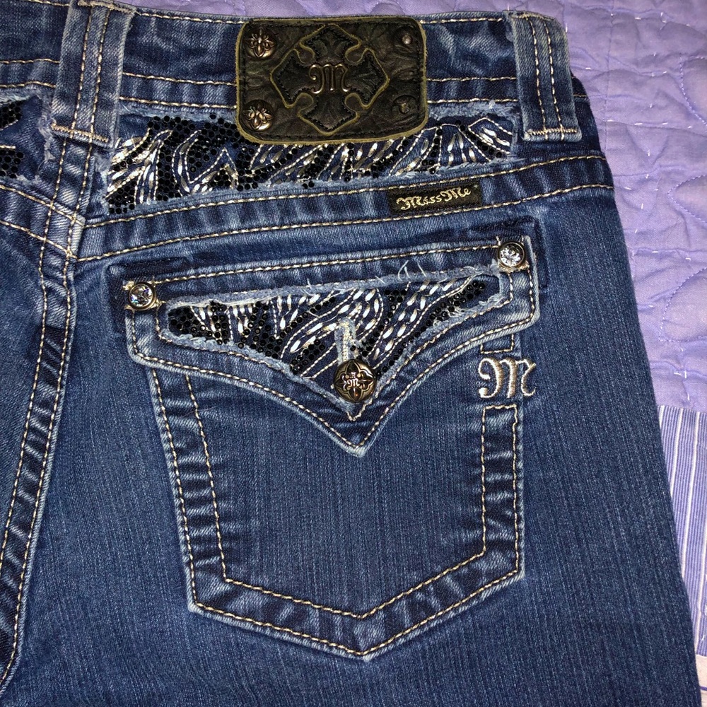 Miss Me Buckle Easy Boot Jeans Size 32